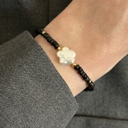 Bransoletka z czarnym turmalinem i perłą